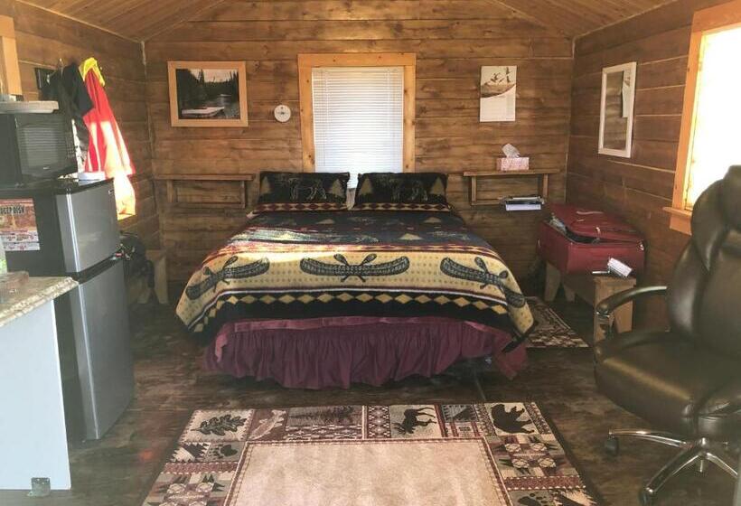 צימר Alaska Log Cabins On The Pond