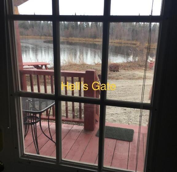 צימר Alaska Log Cabins On The Pond