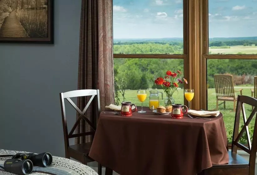 Aamiaismajoitus (B&B) Cedar Crest Lodge