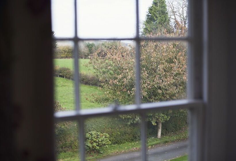 مبيت وإفطار Huntington Court