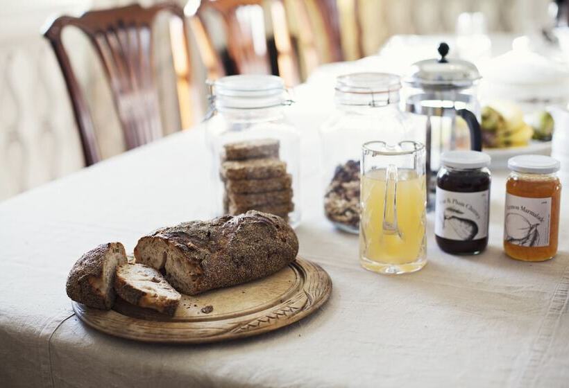 مبيت وإفطار Huntington Court