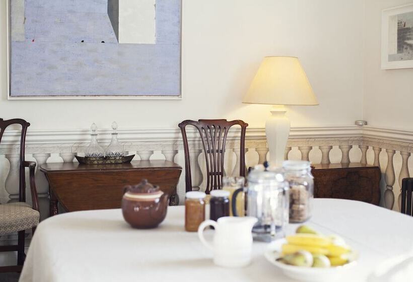 مبيت وإفطار Huntington Court