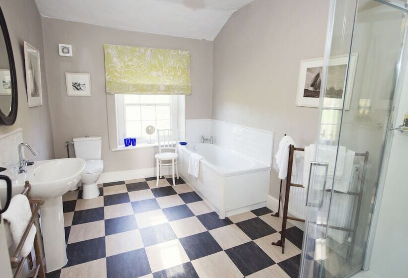 مبيت وإفطار Huntington Court