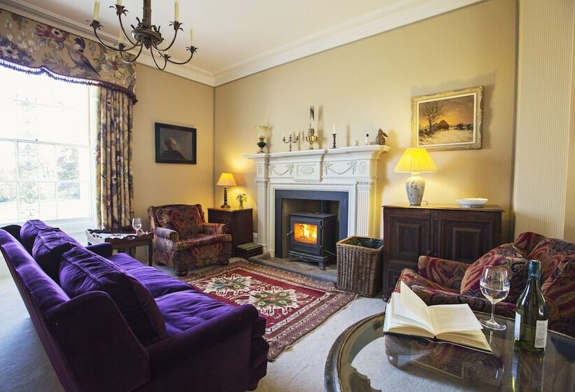 مبيت وإفطار Huntington Court