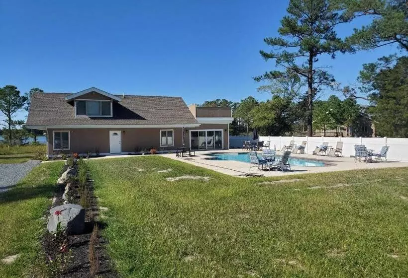 Aamiaismajoitus (B&B) Kingsbay Mansion And Vacation Rental Houses