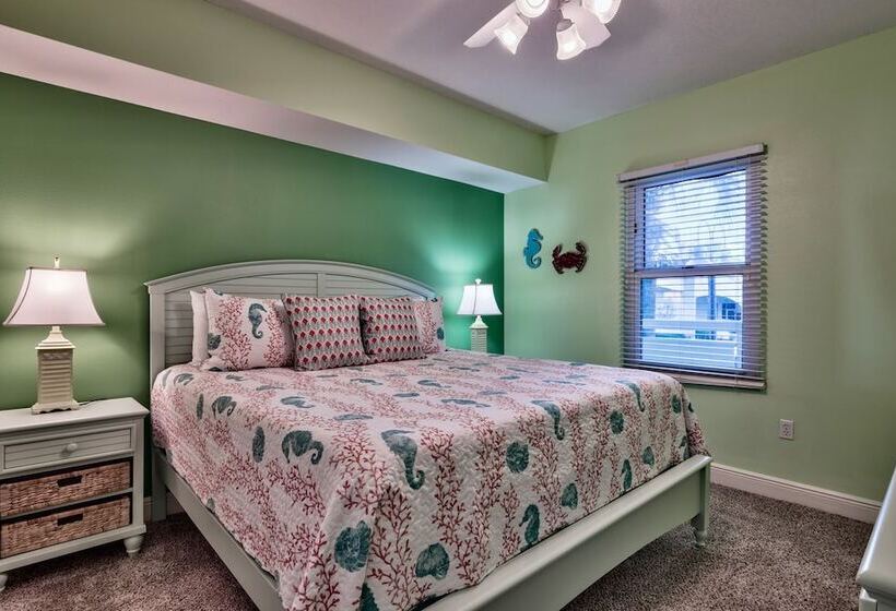 ホテル Celadon: Unit 102 By Forehand Rentals