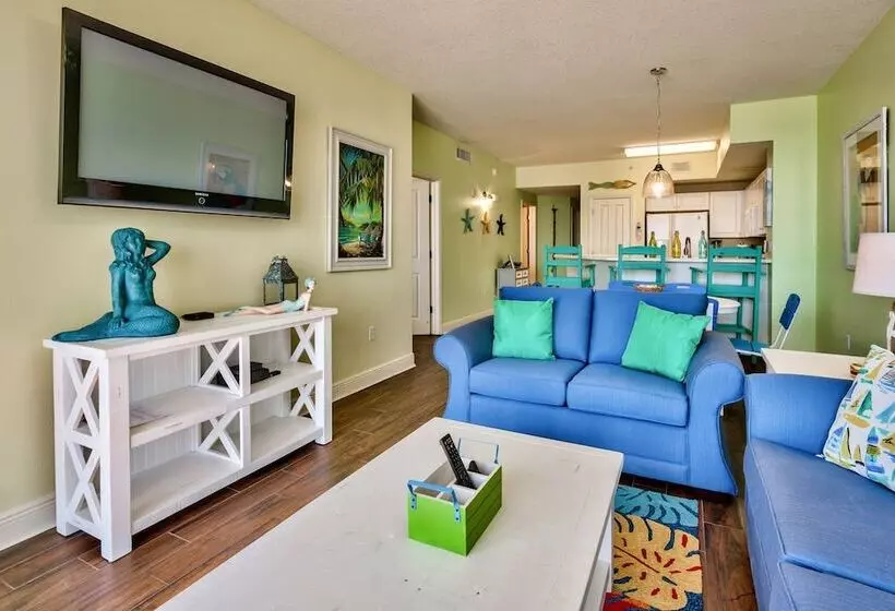 Hotelli Celadon: Unit 102 By Forehand Rentals