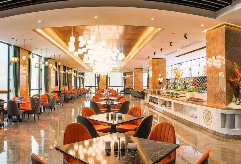 Hotelli Ramada By Wyndham Yingshan Jiulongwan Resort