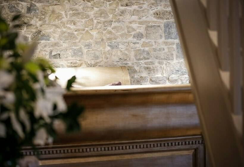 膳宿费 The Apple Store At Gileston Manor