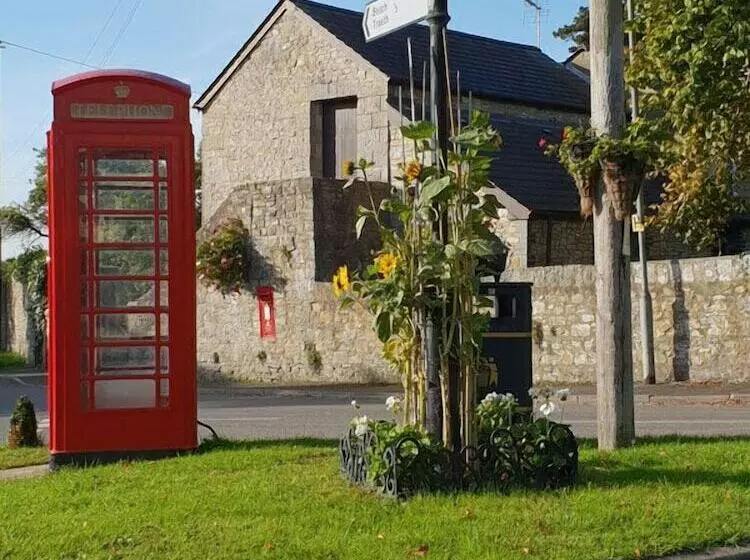 ペンション The Apple Store At Gileston Manor