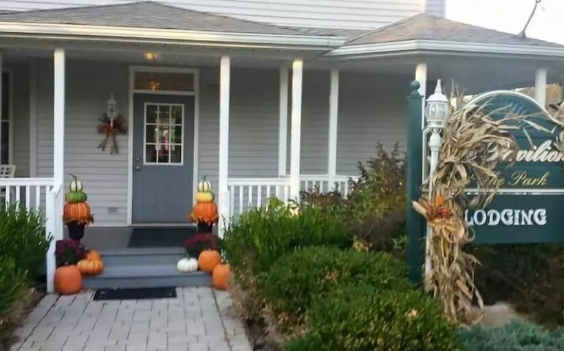 Majatalo The Pavilion At The Park