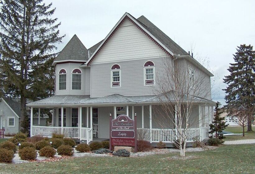 膳宿费 The Pavilion At The Park