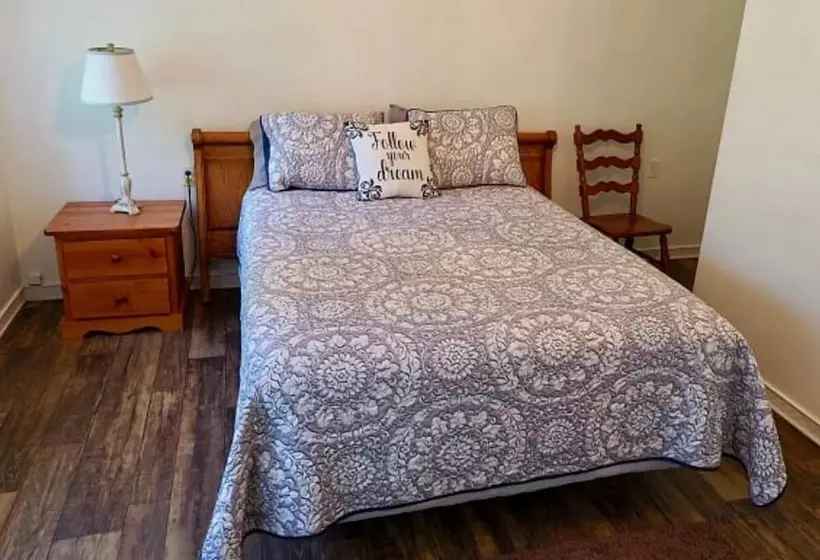 Majatalo The Pavilion At The Park