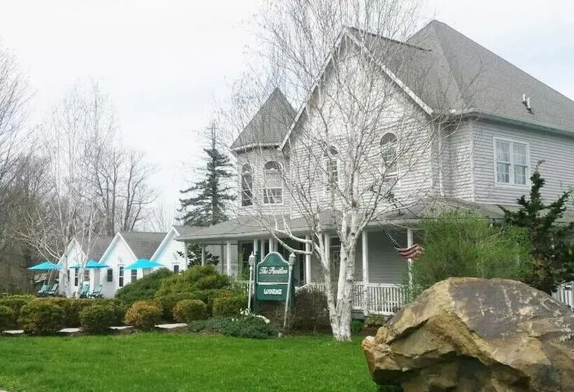 Majatalo The Pavilion At The Park