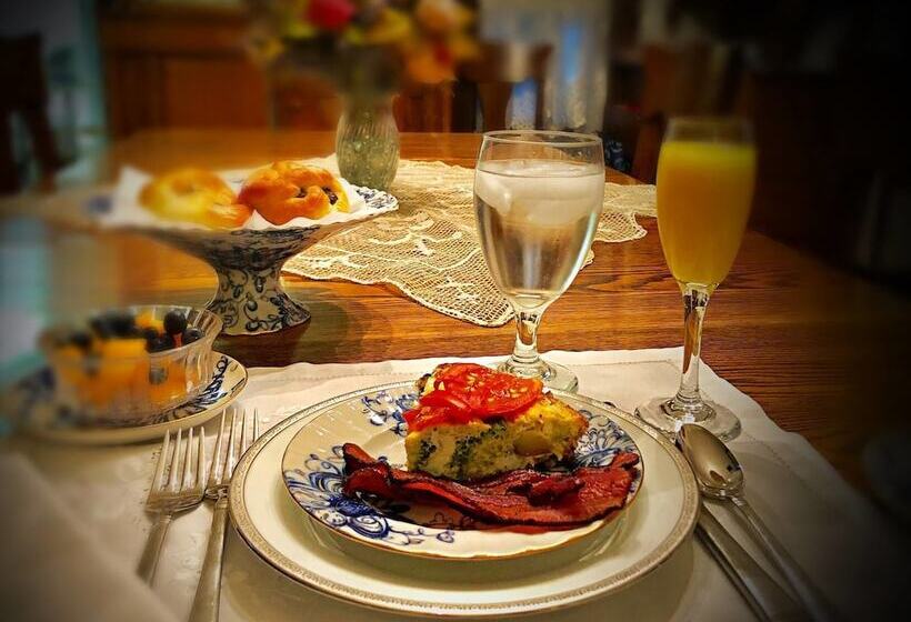 Taylor Made Bed And Breakfast