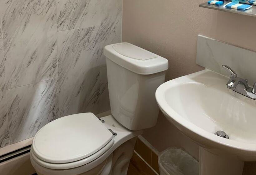 Wisconsin Aire Motel