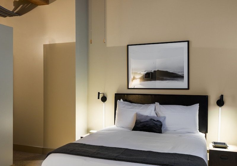 Bogen Spacious Dt Apts With Gym By Zencity