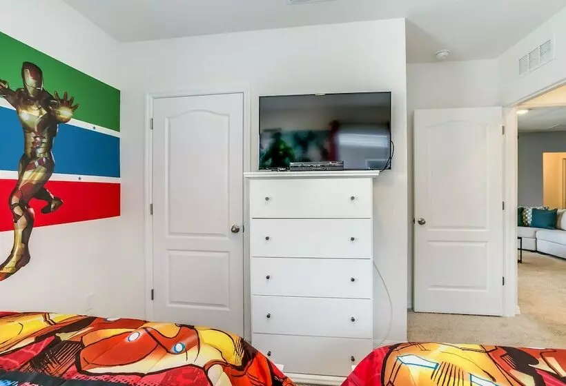 Exceptional 5 Bed 4,5 Ba Villa Gamerm