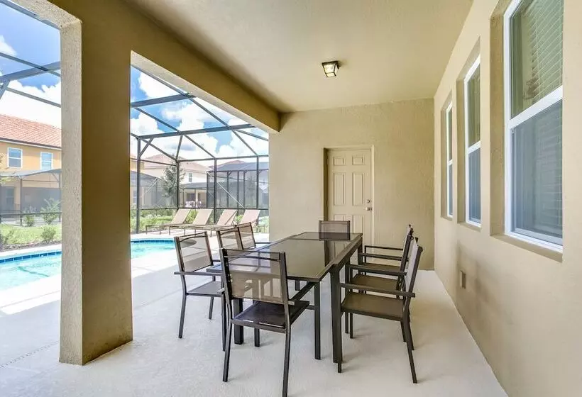 Exceptional 5 Bed 4,5 Ba Villa Gamerm