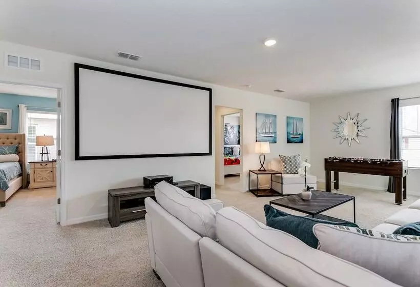 Exceptional 5 Bed 4,5 Ba Villa Gamerm