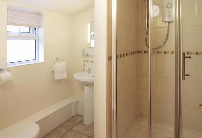 Green Door Rashleigh