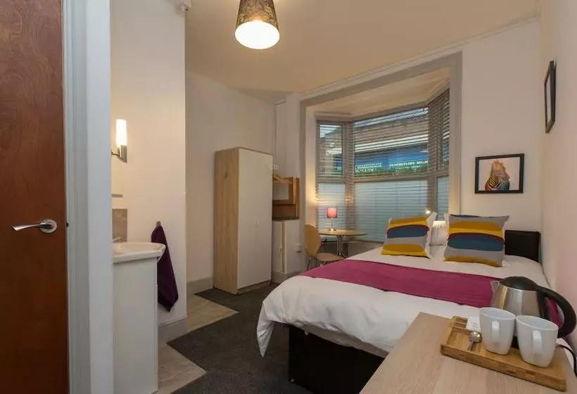 ペンション Crewe Rooms @ Samuel Street Crewe