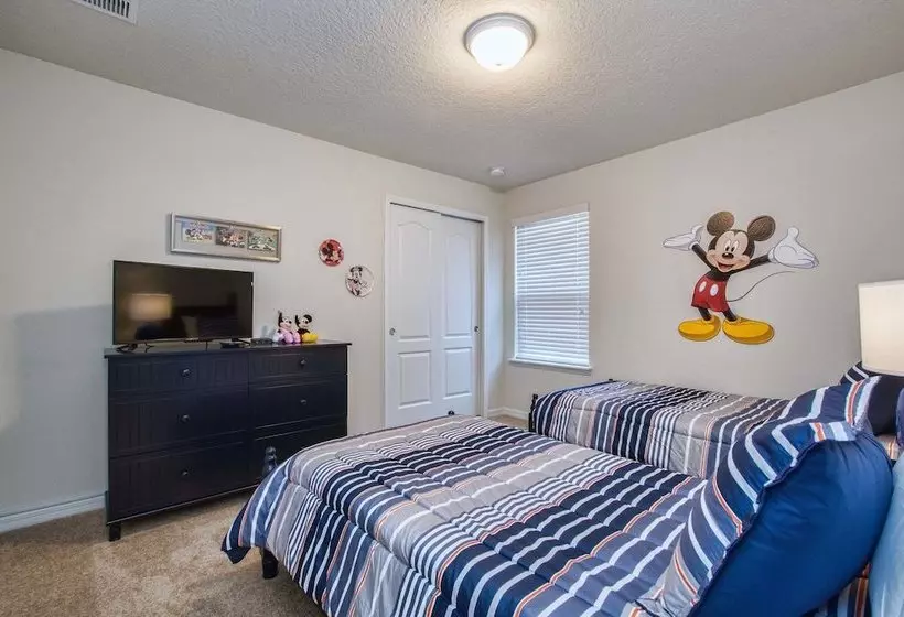 Windsor At Westside6 Bedrooms House W/pool3720ww