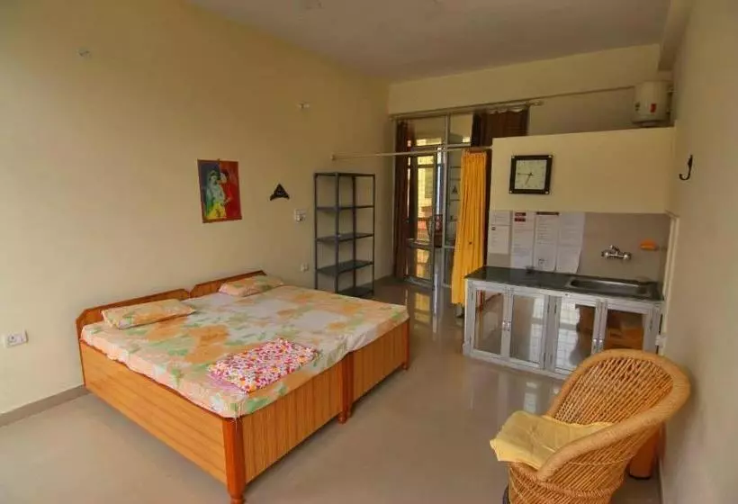 Bed and Breakfast Devi Music Ashram