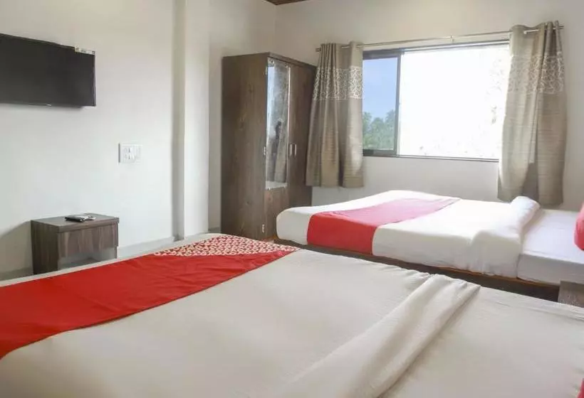 ホテル Oyo 76252  Anant Villa