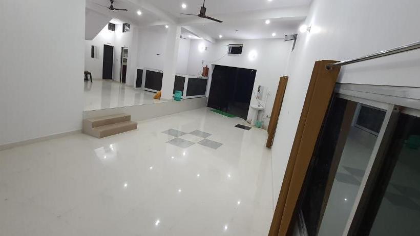 Hotel Sangam Guesthouse