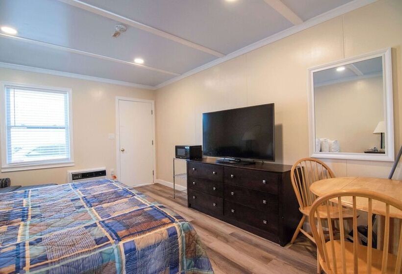 Ocean House Boutique Hotel & Motel