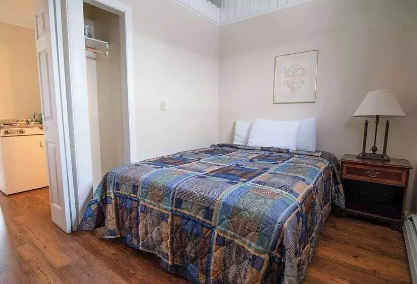 Ocean House Boutique Hotel & Motel