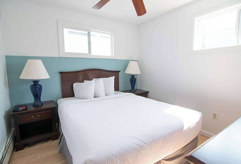 Ocean House Boutique Hotel & Motel