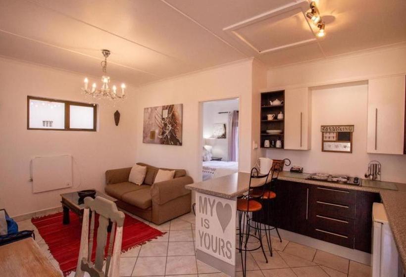 مبيت وإفطار Busa Guest House