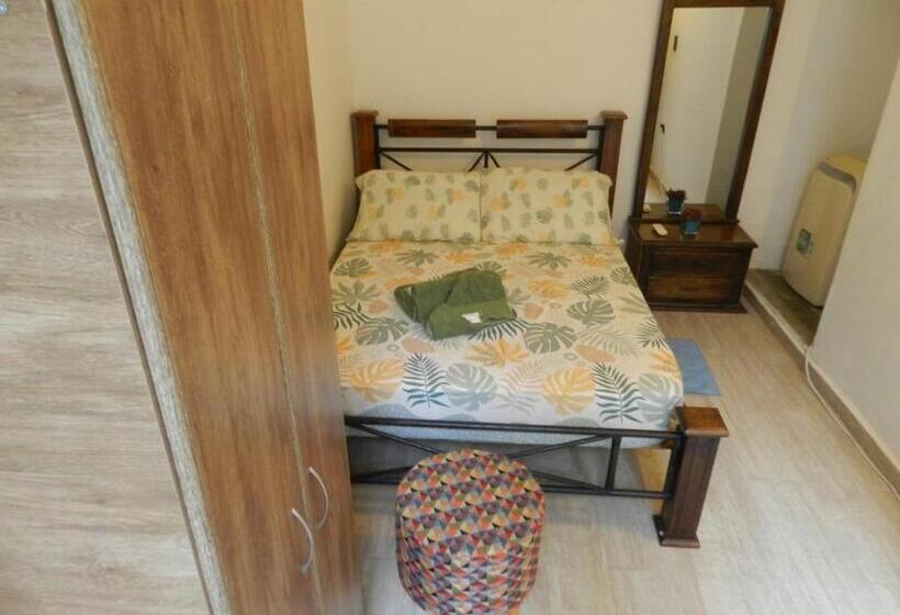 تختخواب و صبحانه Casa San Sebastian