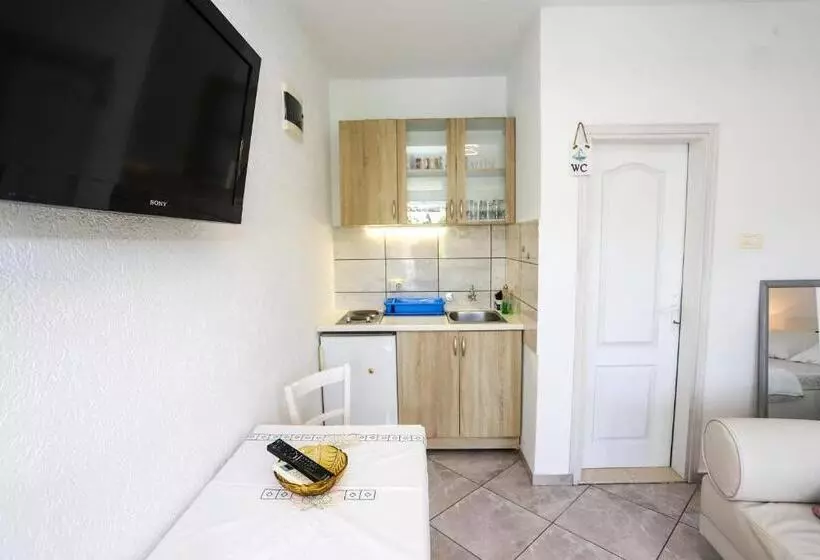 Guest House Topla