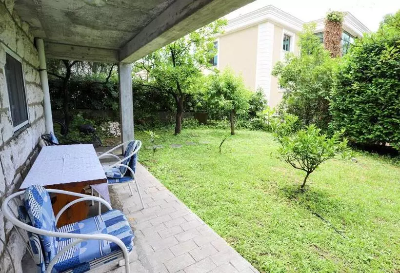 Guest House Topla