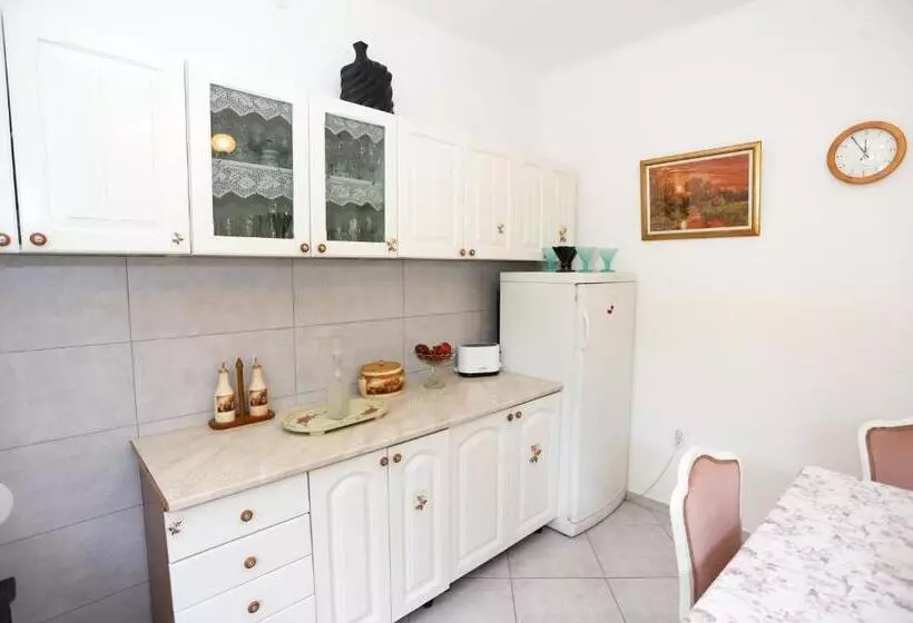 Guest House Topla