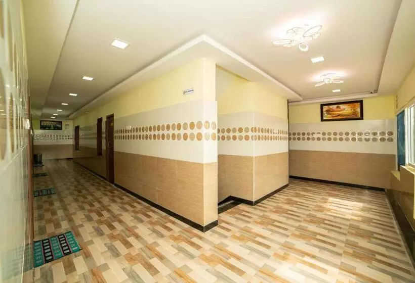 Hotelli Akash Residency