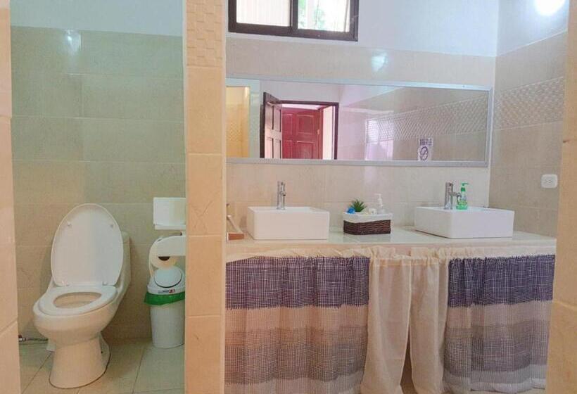 هتل Bambutel Cocles