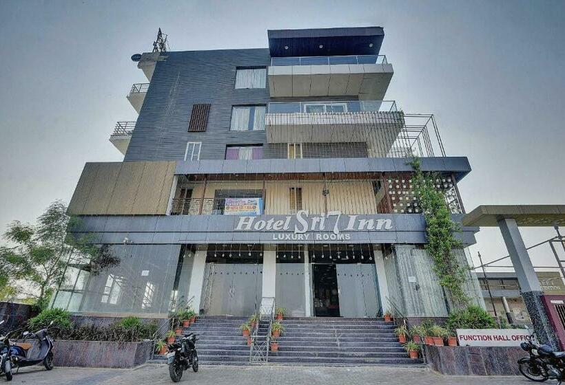 فندق Collection O 74212 Oth Sri7 Inn