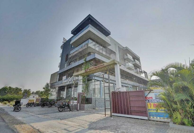 فندق Collection O 74212 Oth Sri7 Inn