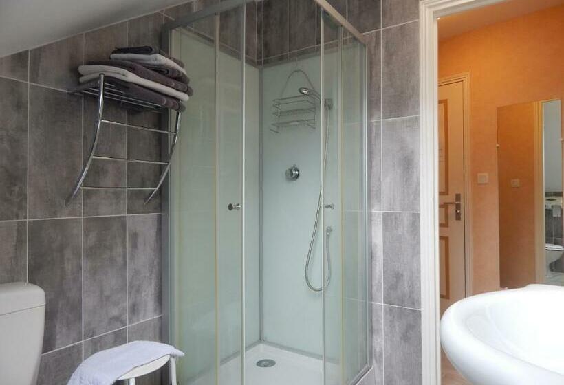 Отель Le Lion D'or