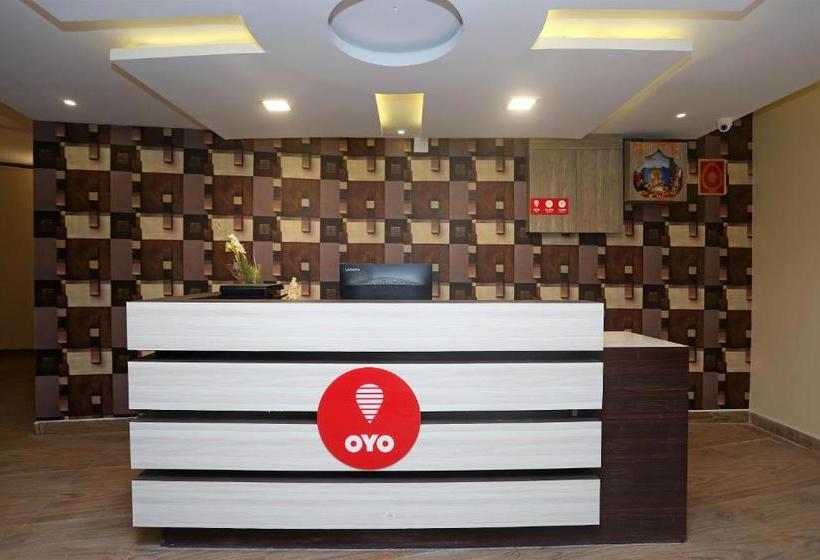 호텔 Oyo 11549 Crystal Inn