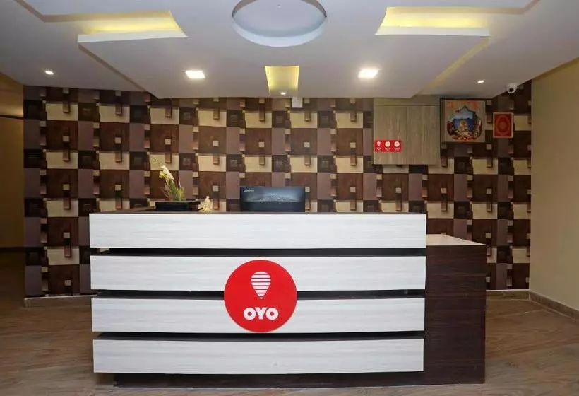 Hotelli Oyo 11549 Crystal Inn