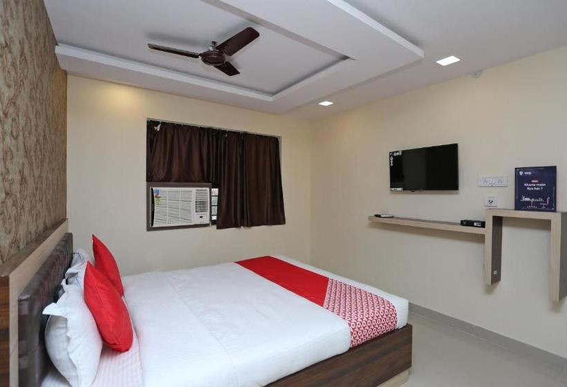 호텔 Oyo 11549 Crystal Inn