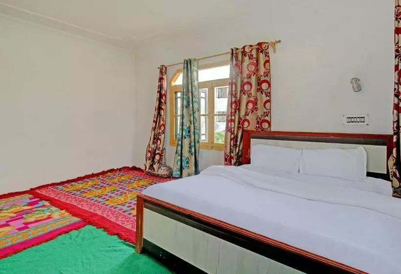 هتل Oyo 73243 Gilkar Mansion