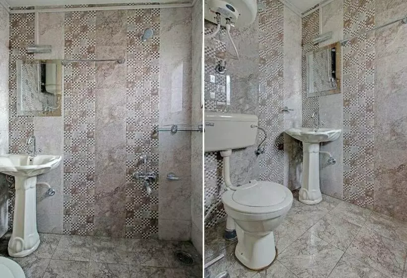 هتل Oyo 73243 Gilkar Mansion