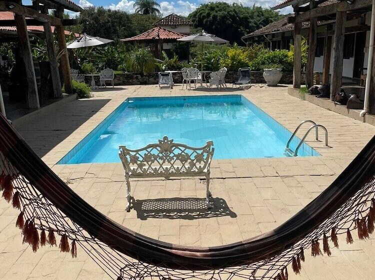 هتل Pousada Minas Goiás