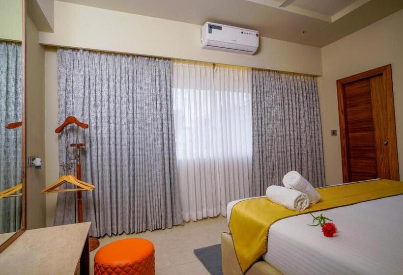 Lazdana Hotel Bangalore